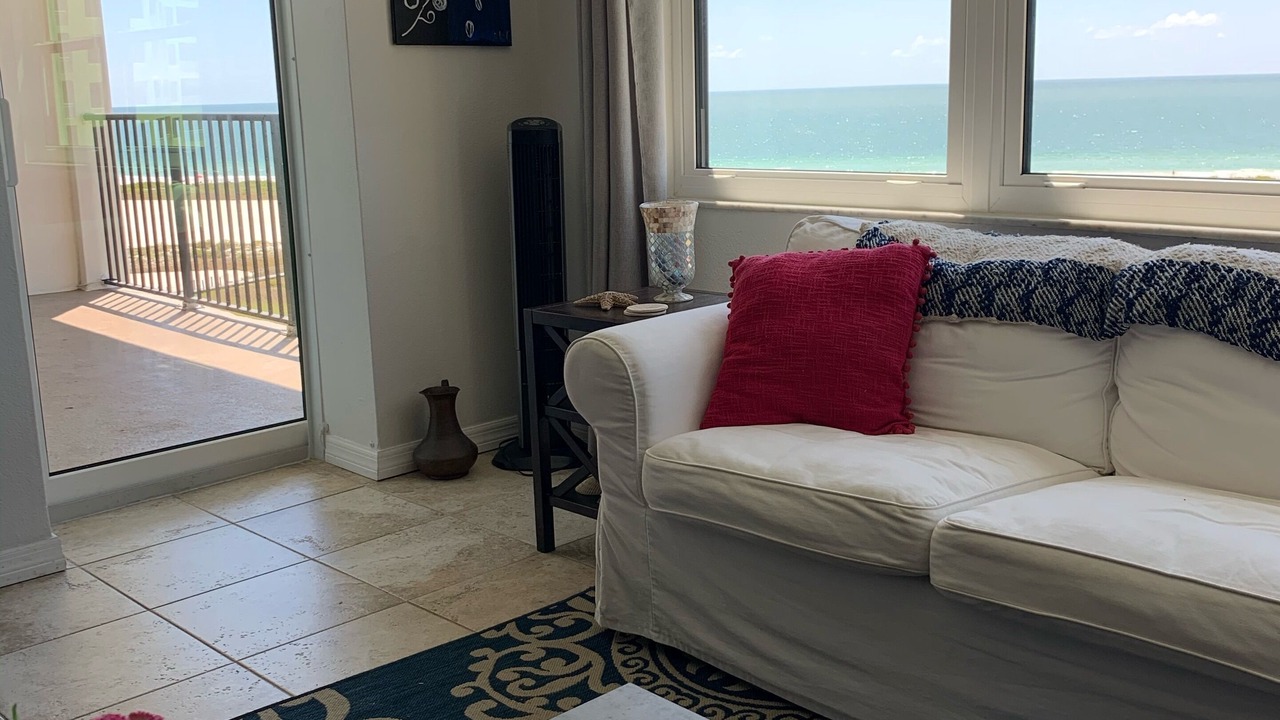 Photo of Livingroom in Sand Key