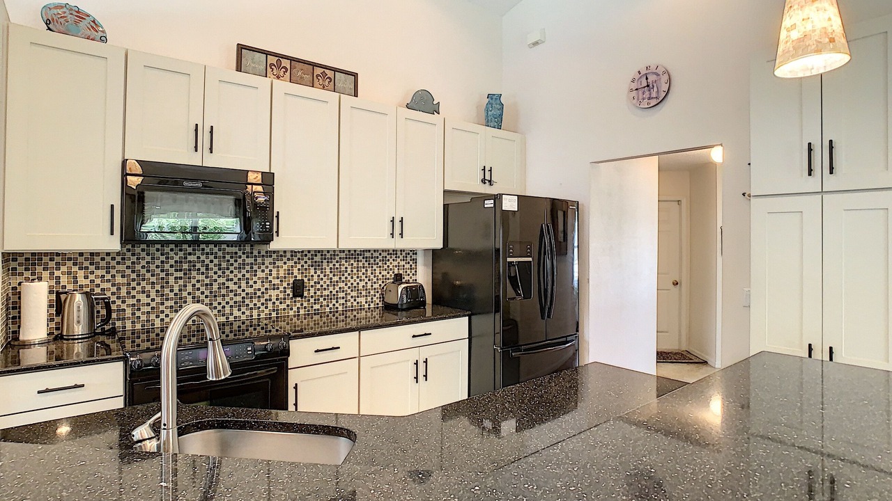 Photo of Kitchen in Haines City