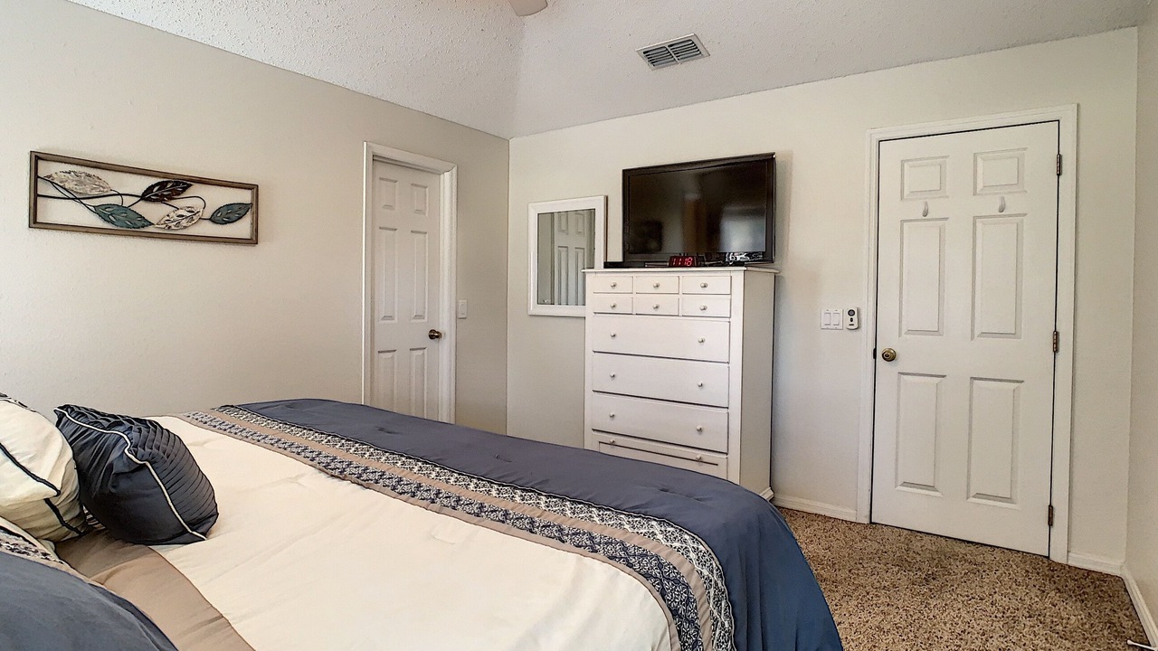 Photo of Bedroom in Haines City