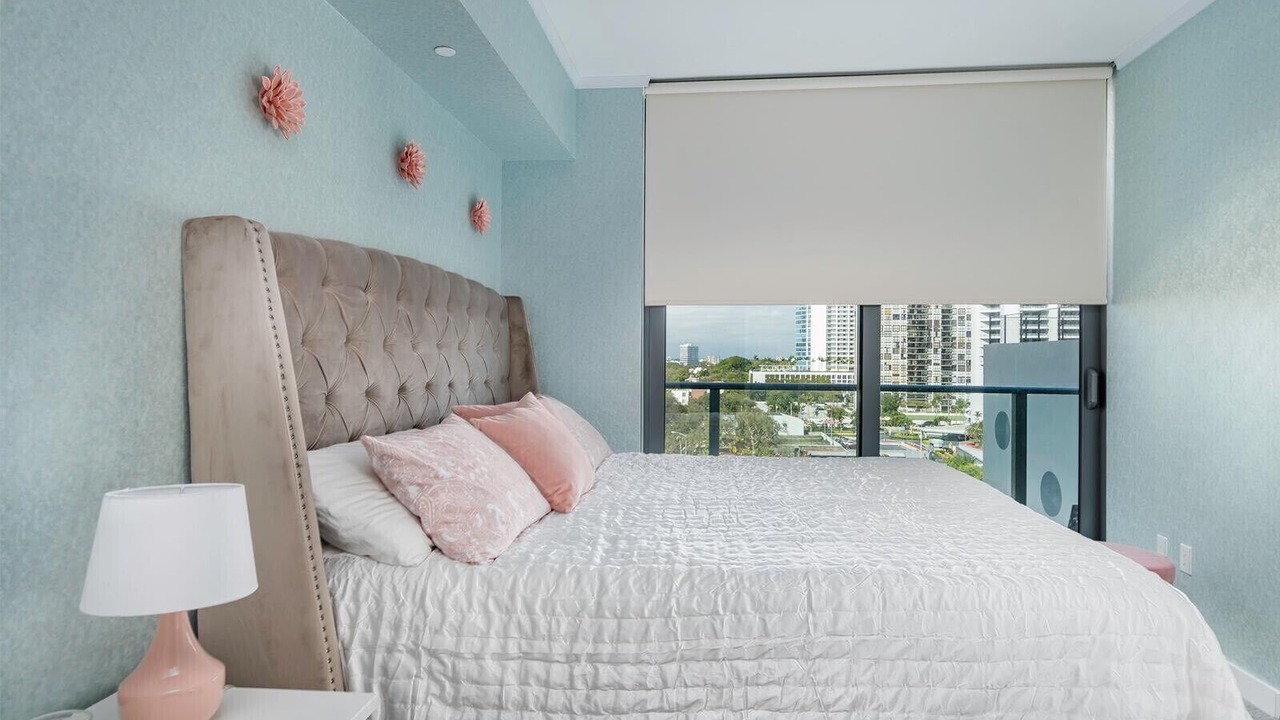 Photo of Bedroom in Midtown
