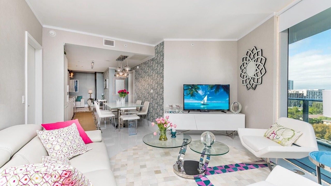 Photo of Livingroom in Midtown