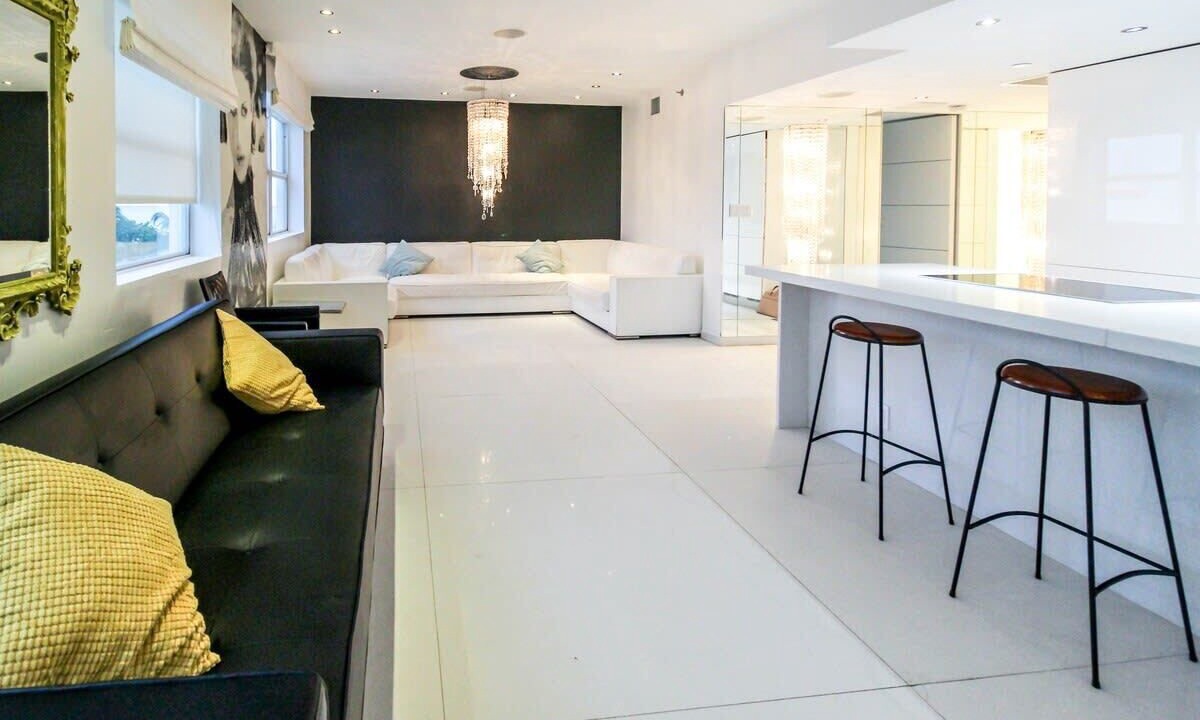 Photo of Livingroom in South Beach
