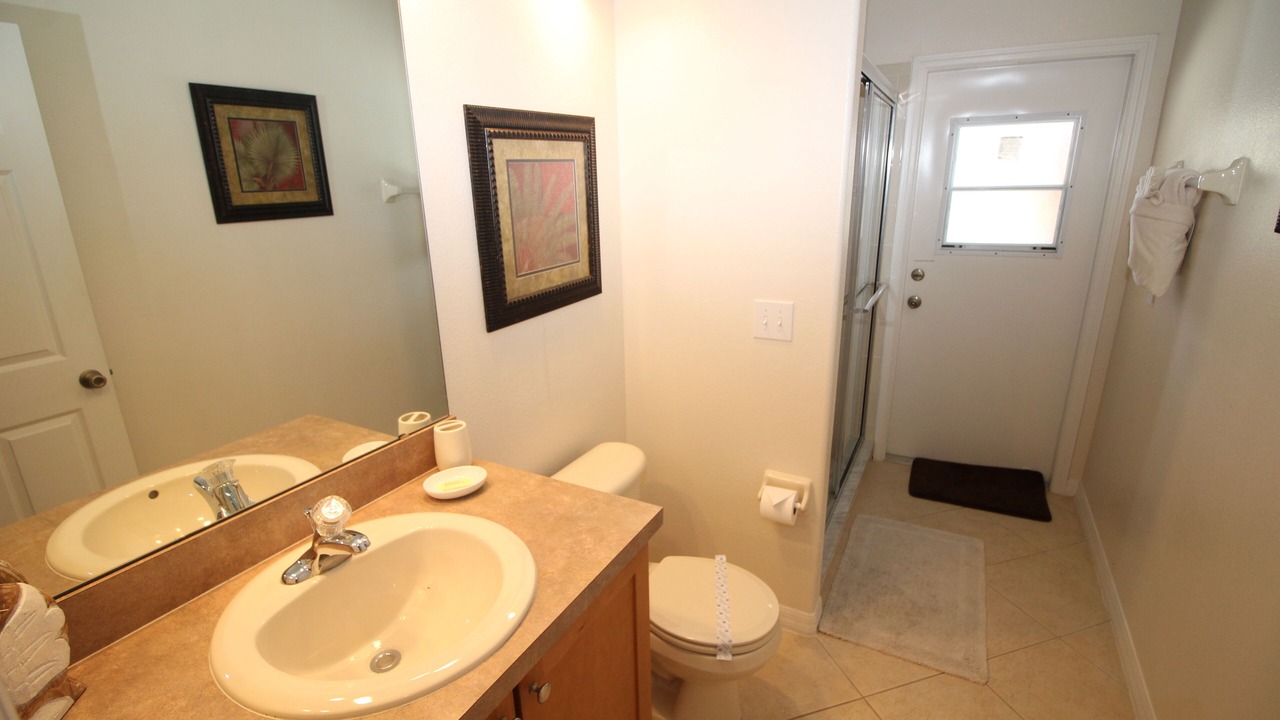 Photo of Bathroom in Legacy Park