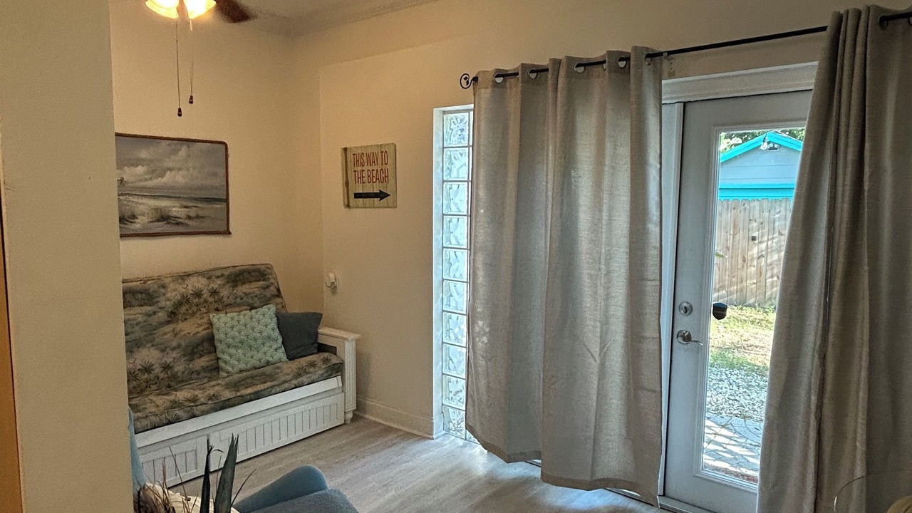 Photo of Livingroom in Crystal Beach