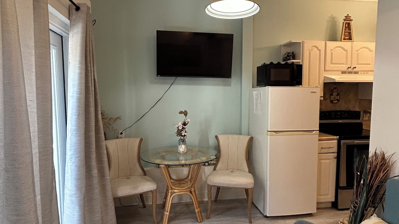 Photo of Livingroom in Crystal Beach