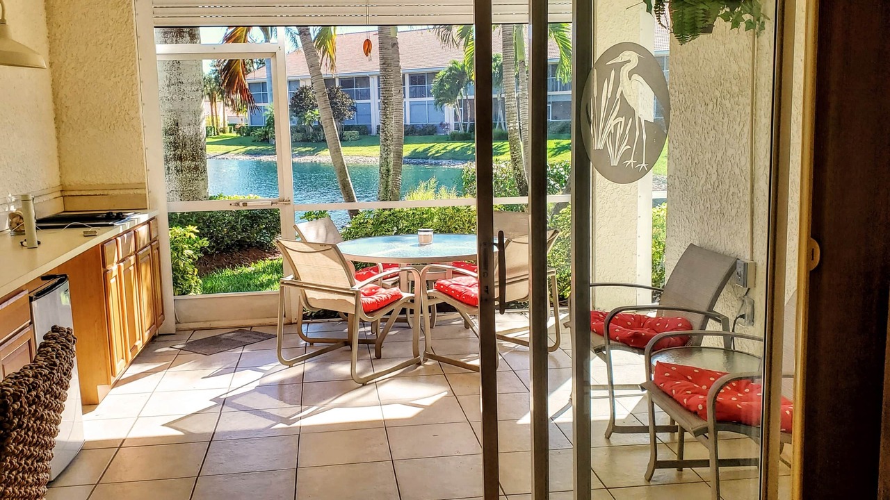 Photo of Outdoor in Naples