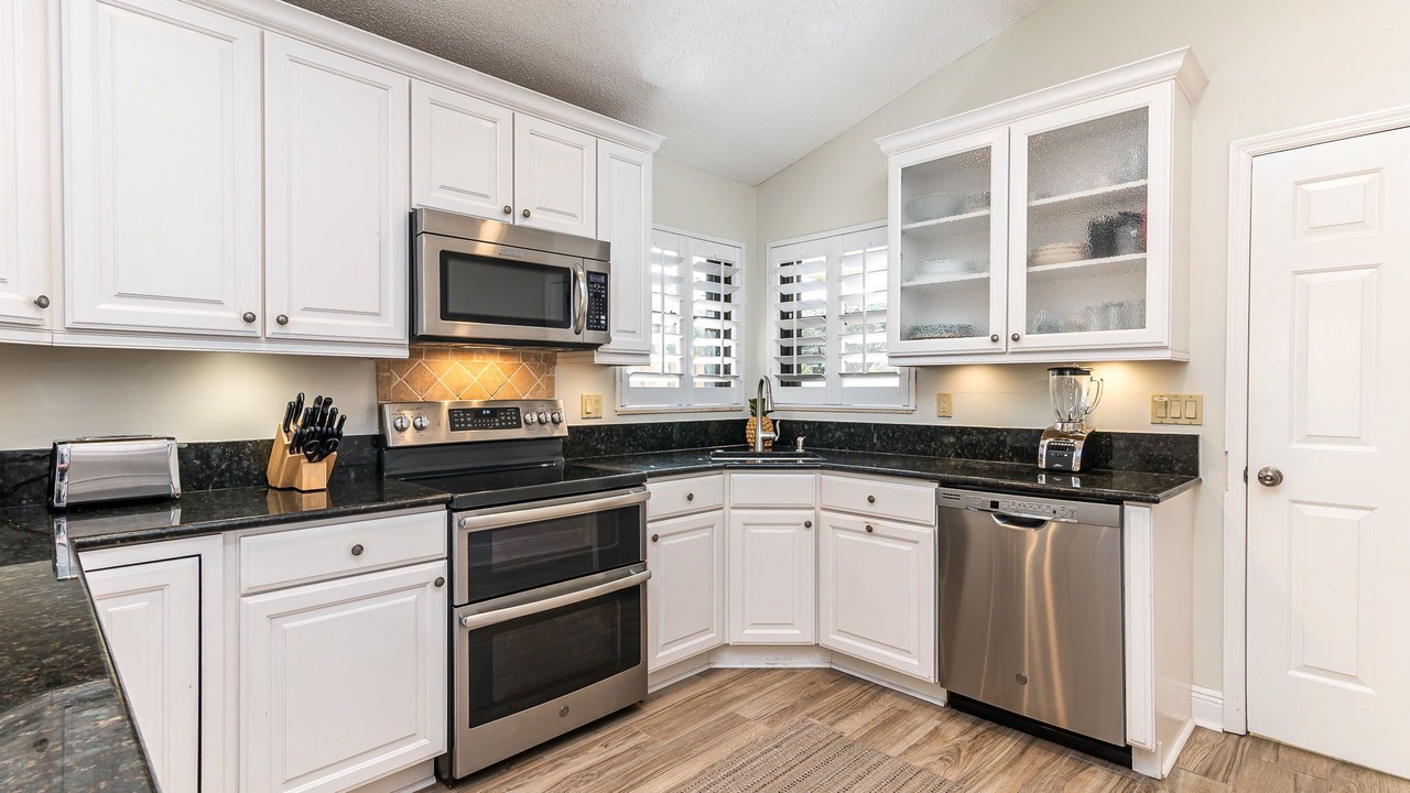 Photo of Kitchen in Inlet District