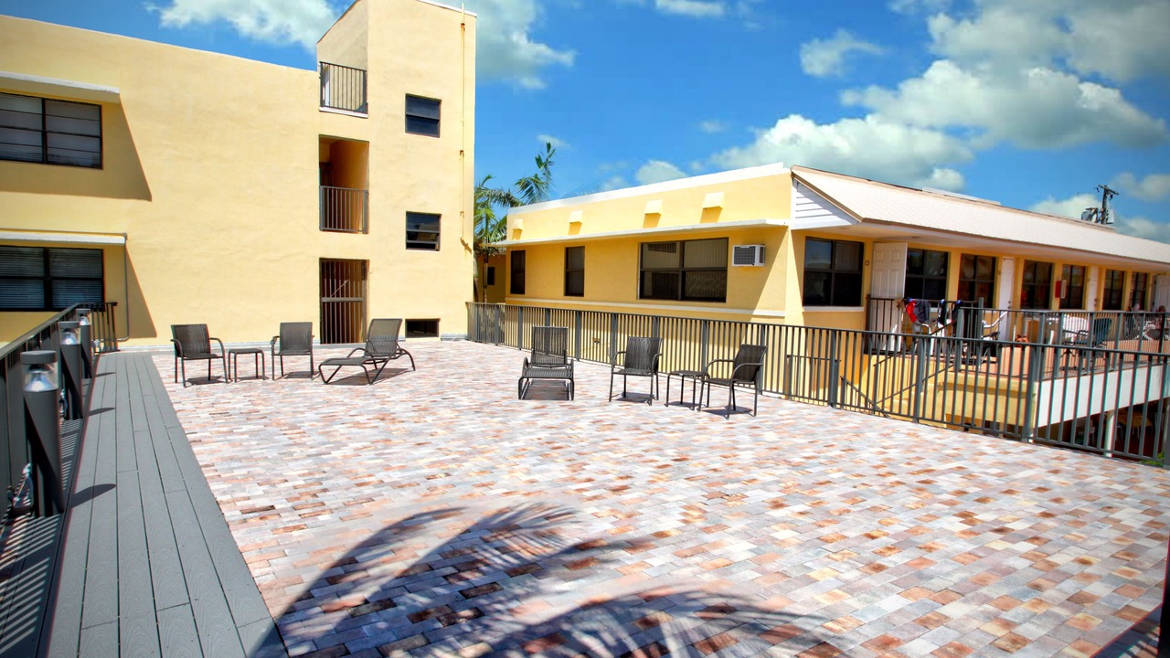 Photo of Patio Balcony in Hollywood