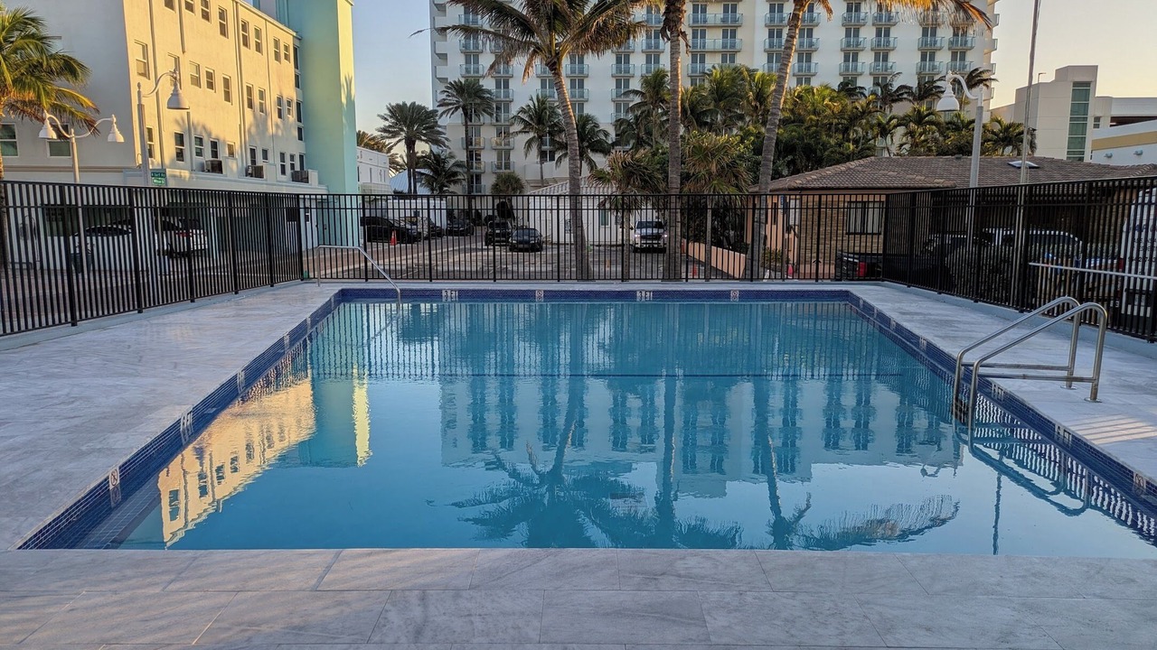 Photo of Outdoor in Hollywood
