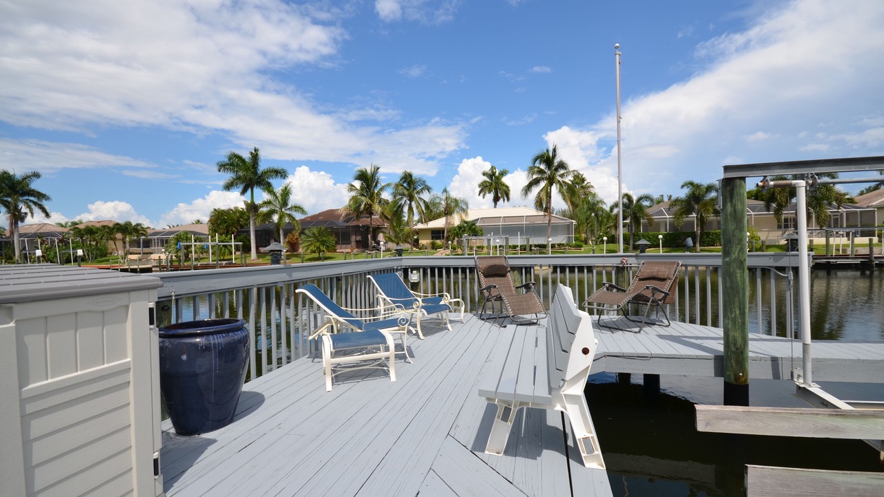 Photo of Outdoor in Pelican