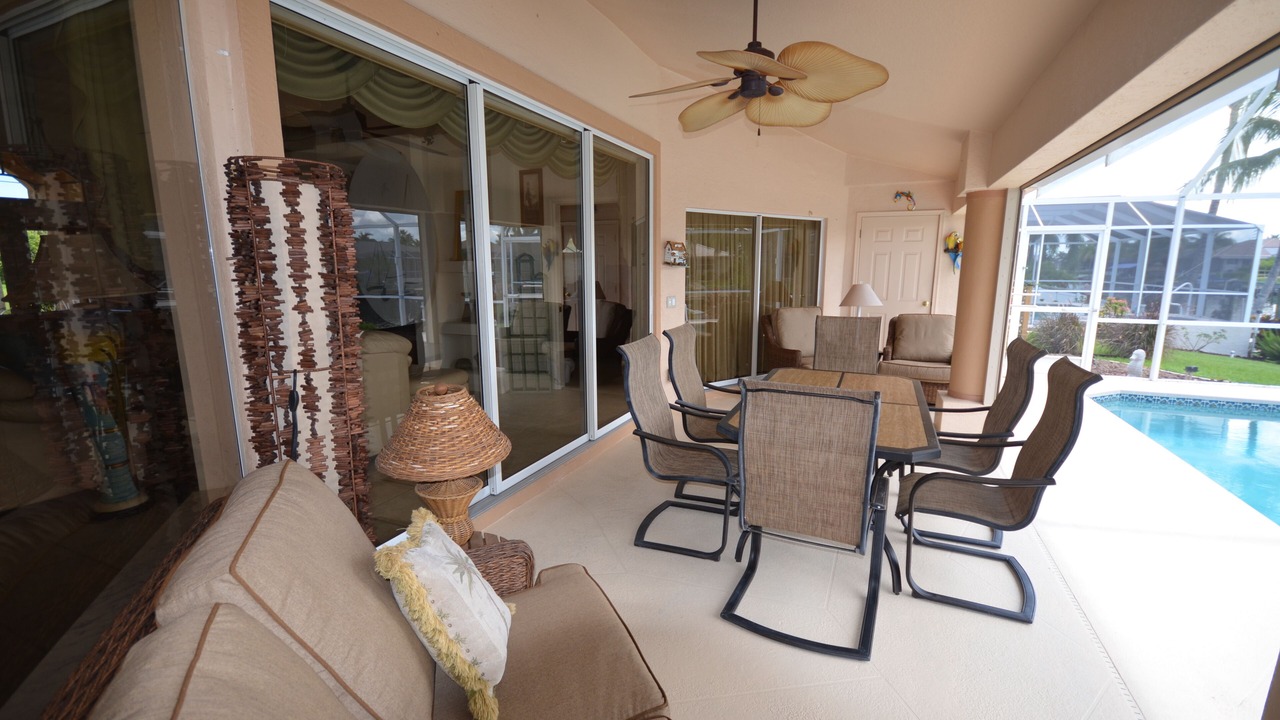 Photo of Outdoor in Pelican