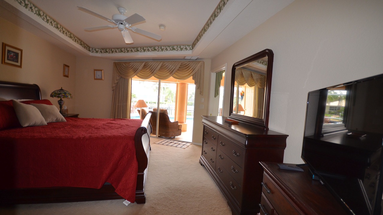 Photo of Bedroom in Pelican