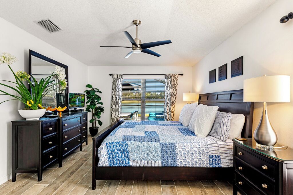 Photo of Bedroom in Lake Berkley