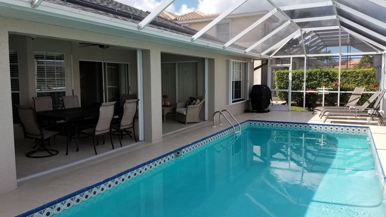Photo of Outdoor in Crown Pointe