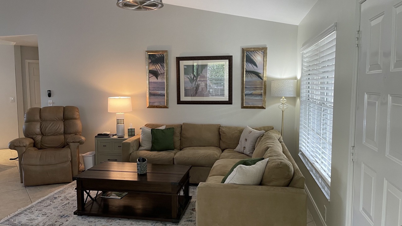 Photo of Bedroom in Crown Pointe