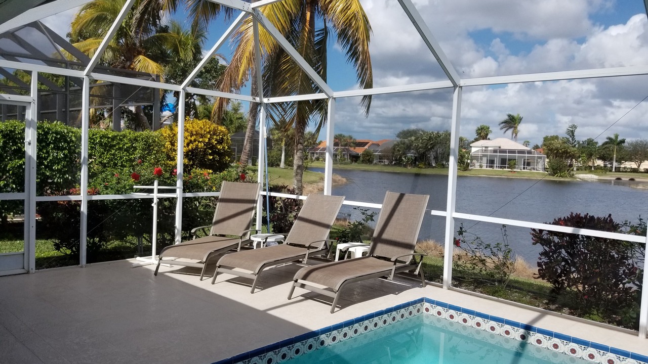 Photo of Outdoor in Crown Pointe