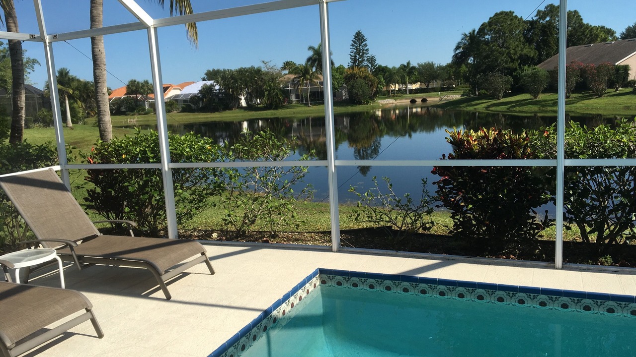 Photo of Outdoor in Crown Pointe