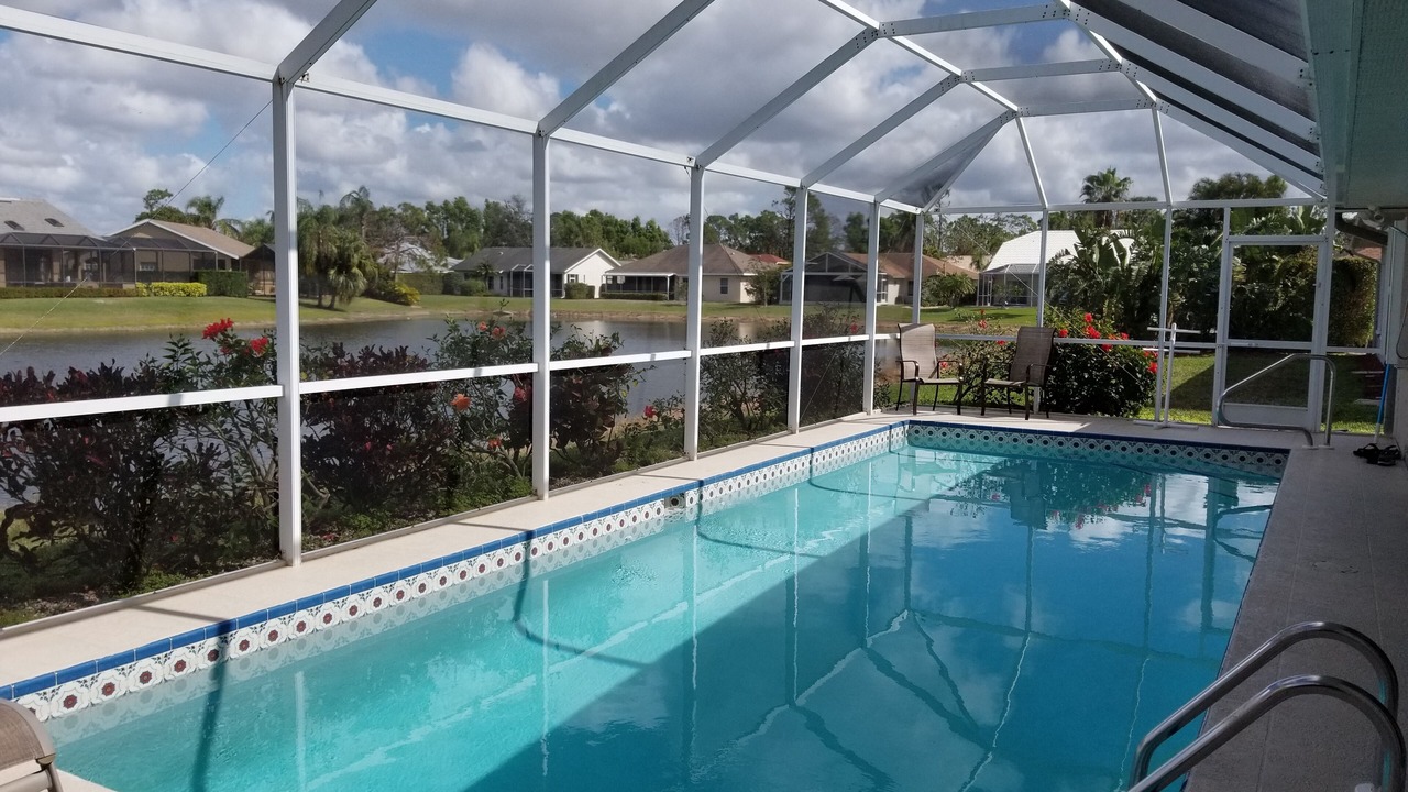 Photo of Outdoor in Crown Pointe