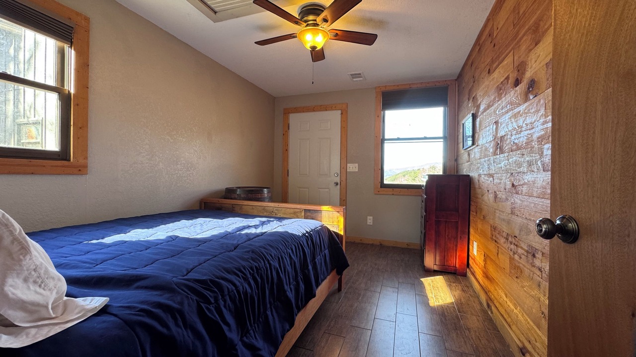 Photo of Bedroom in Turtletown