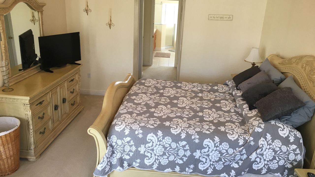 Photo of Bedroom in Tuscan Ridge