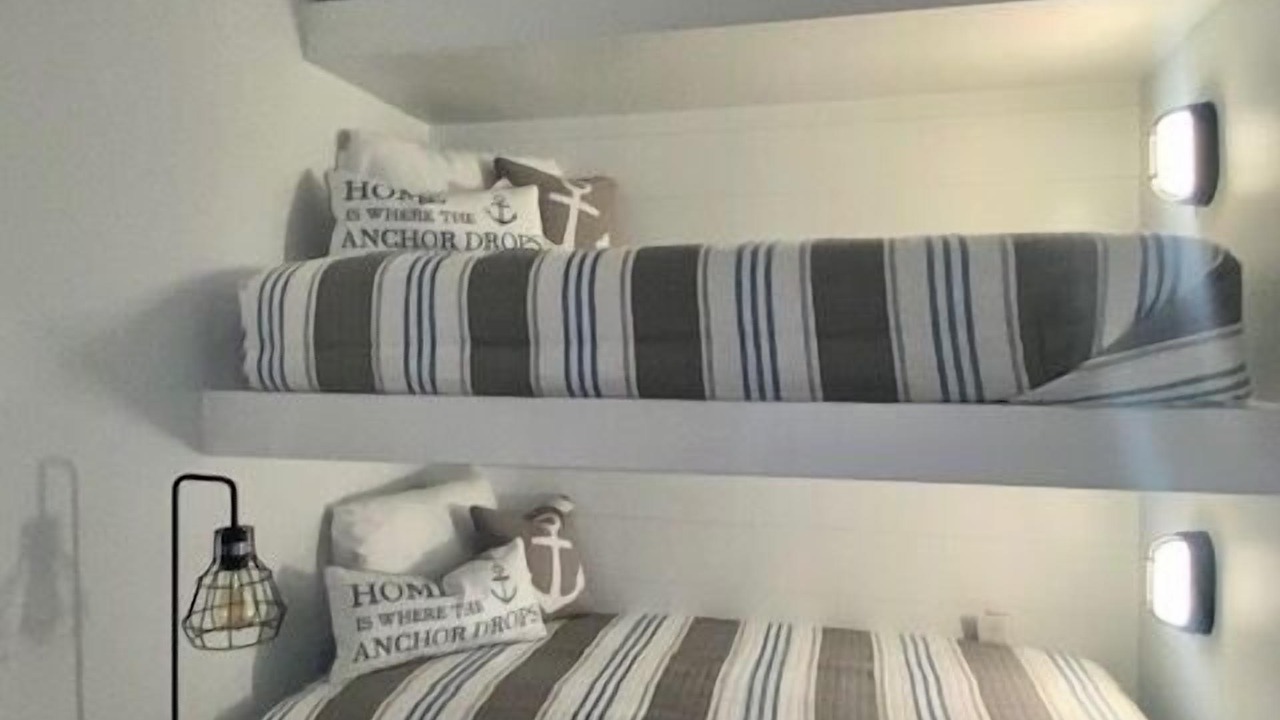 Photo of Bedroom in Seagrove Beach