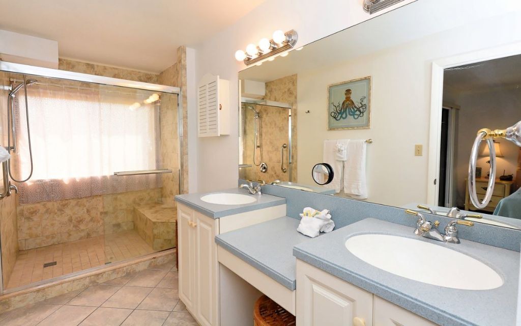 Photo of Bathroom in Siesta Key