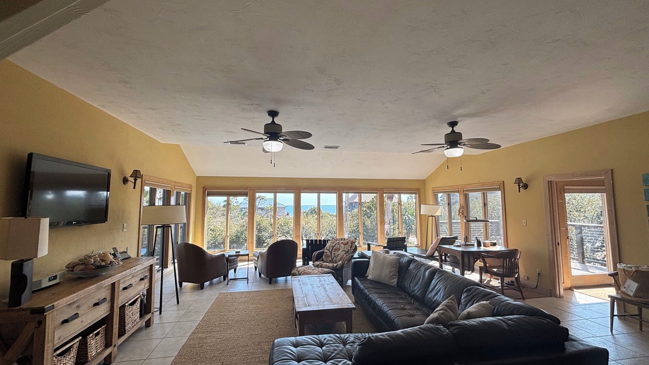 Photo of Livingroom in Treasure Beach Village