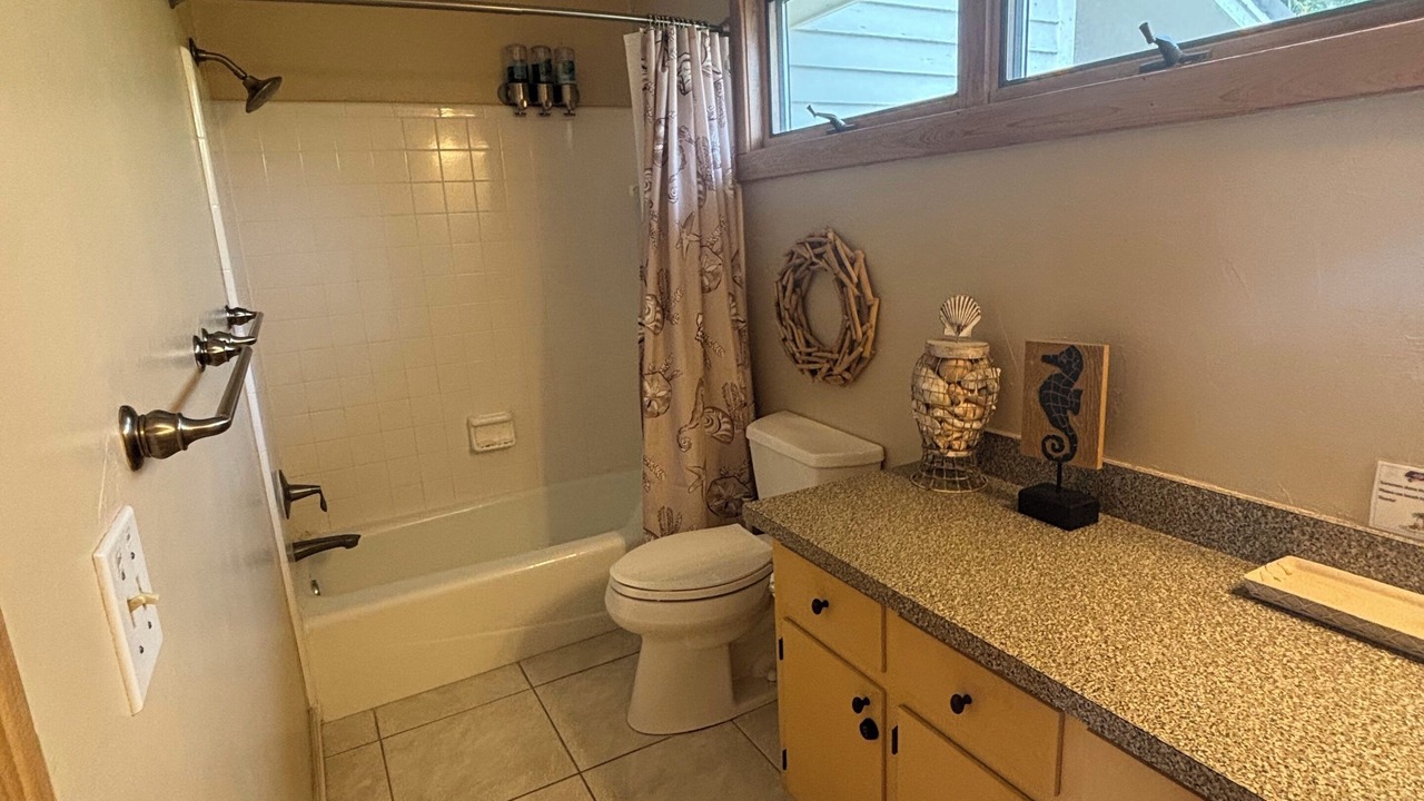 Photo of Bathroom in Treasure Beach Village