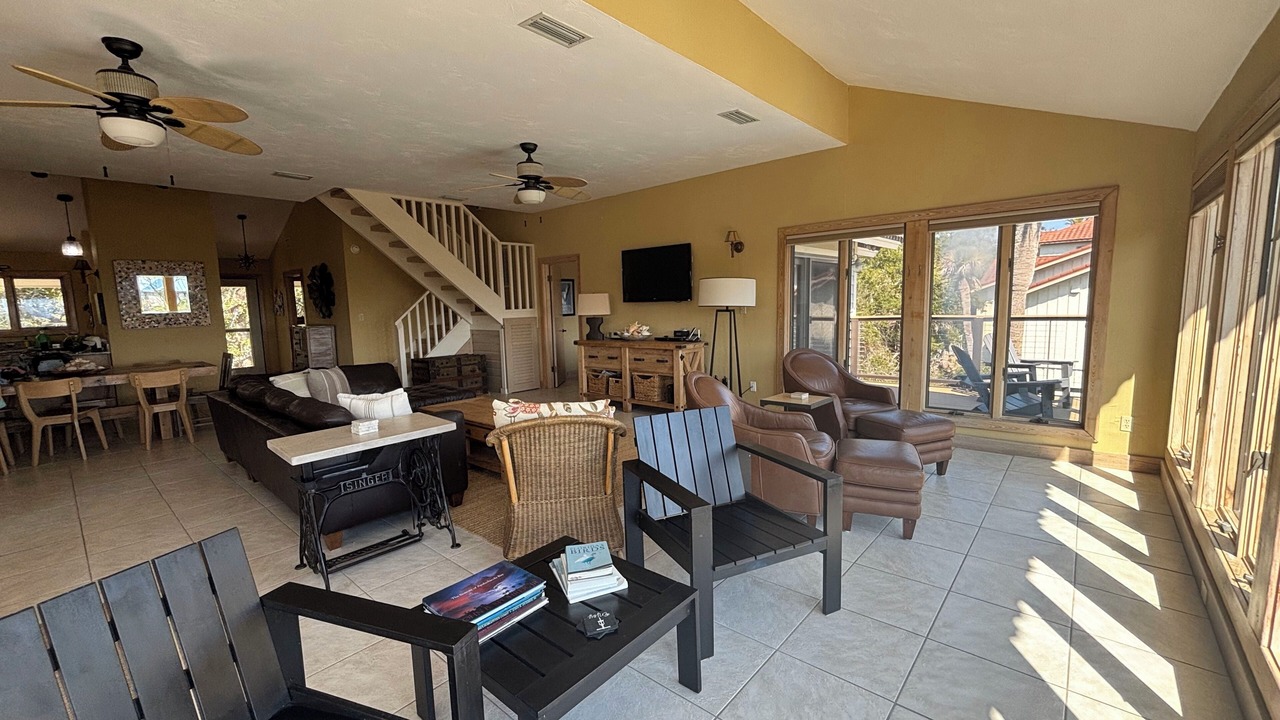 Photo of Livingroom in Treasure Beach Village