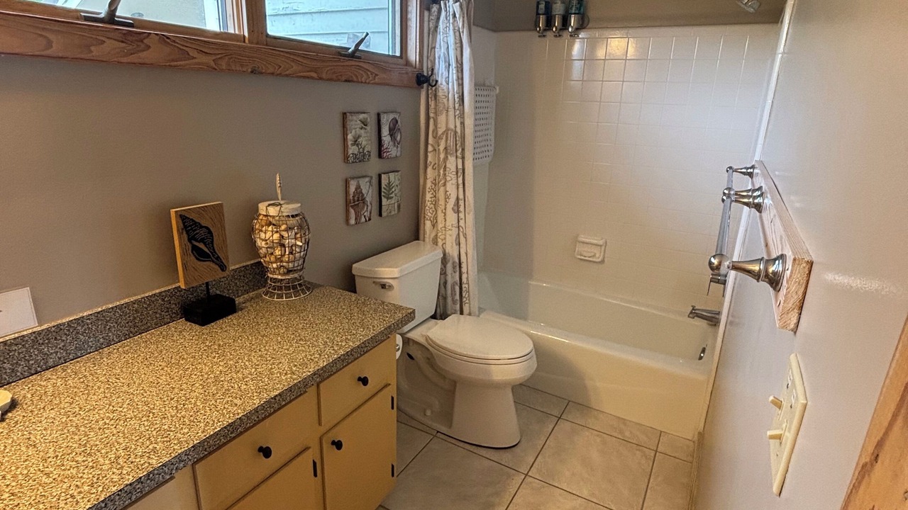 Photo of Bathroom in Treasure Beach Village