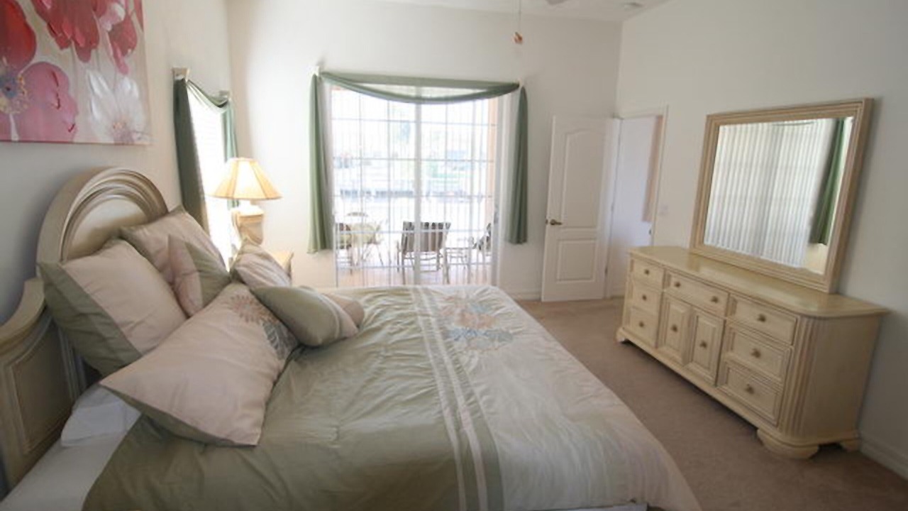Photo of Bedroom in Caloosahatchee