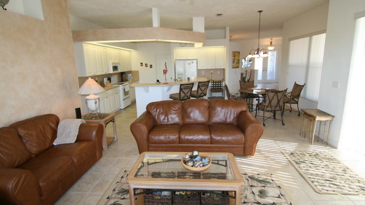 Photo of Livingroom in Caloosahatchee