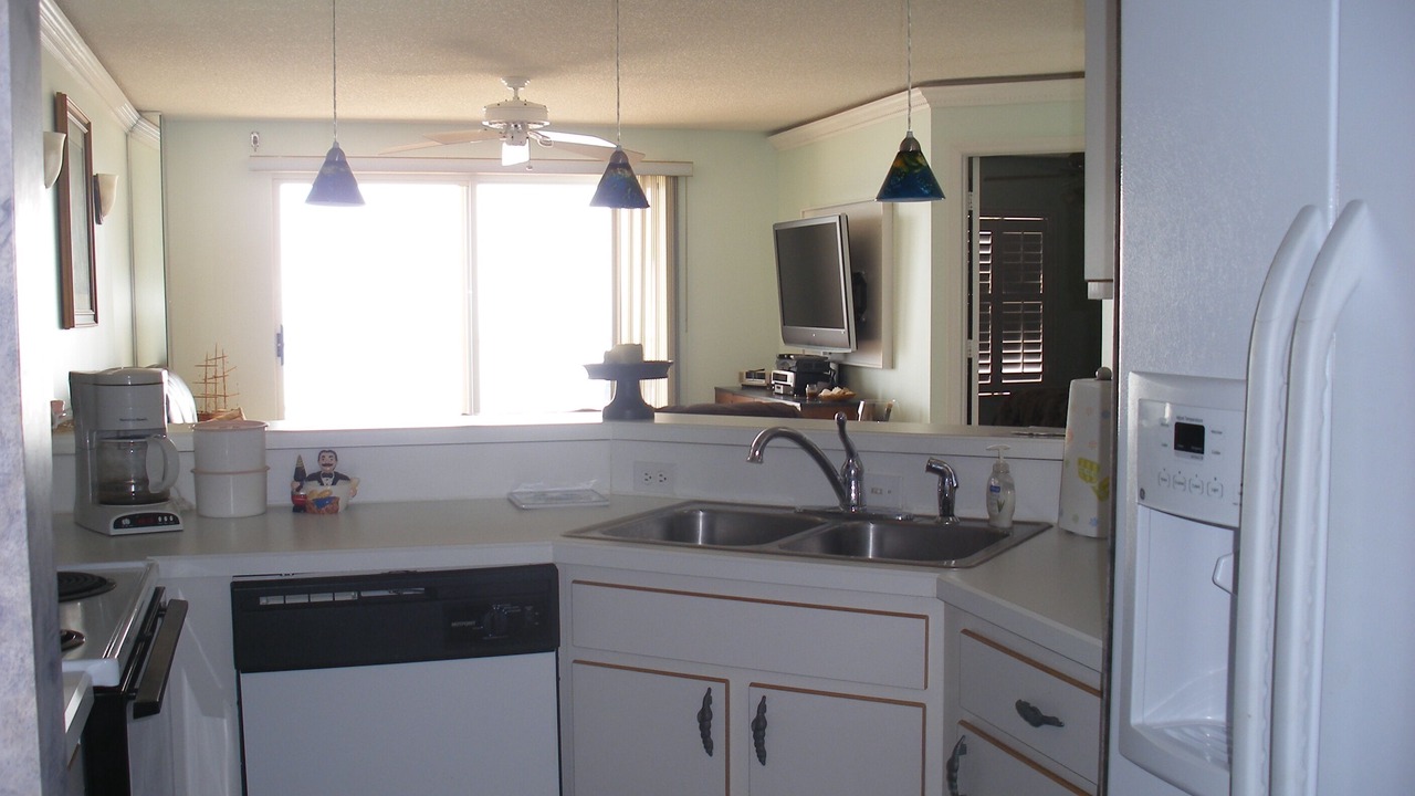 Photo of Kitchen in Seawinds Condo