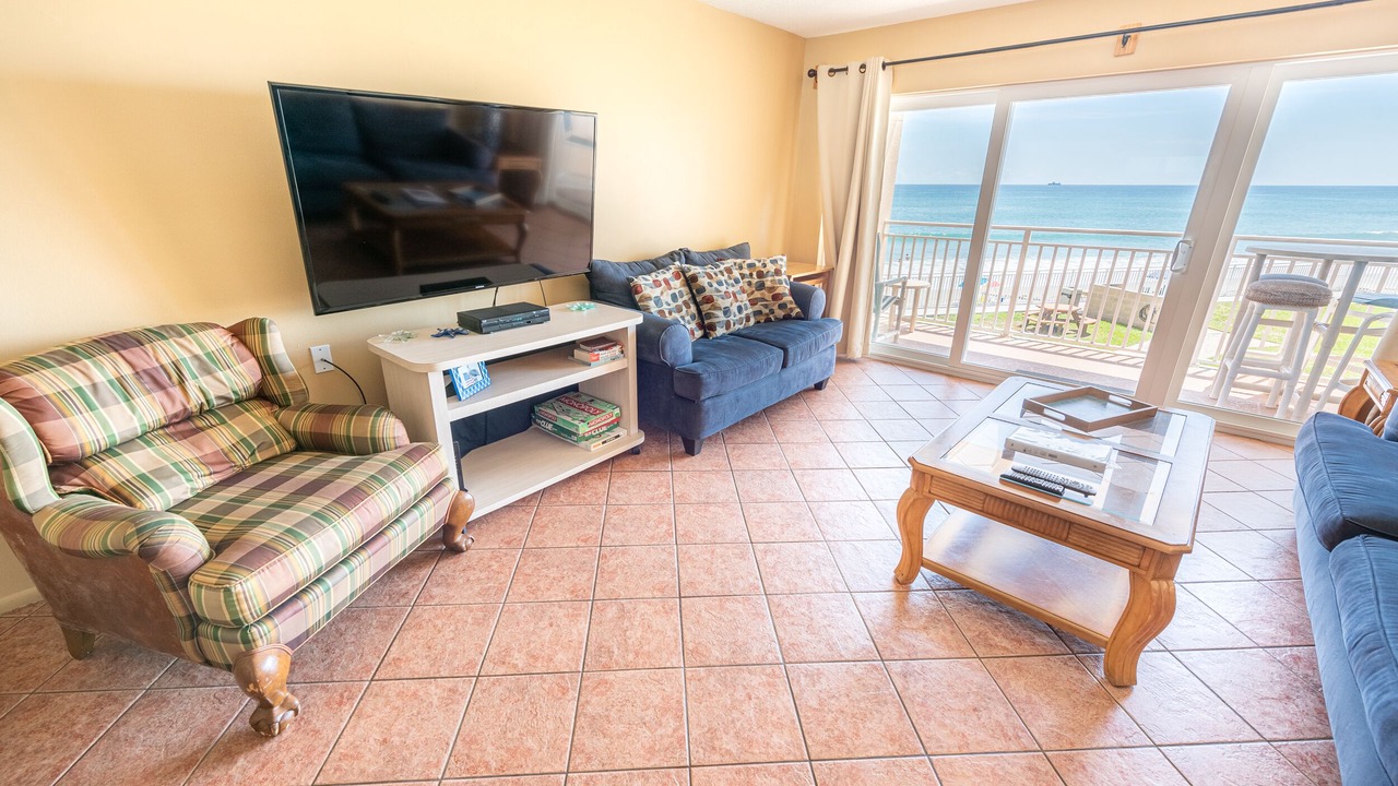 Photo of Livingroom in Satellite Beach
