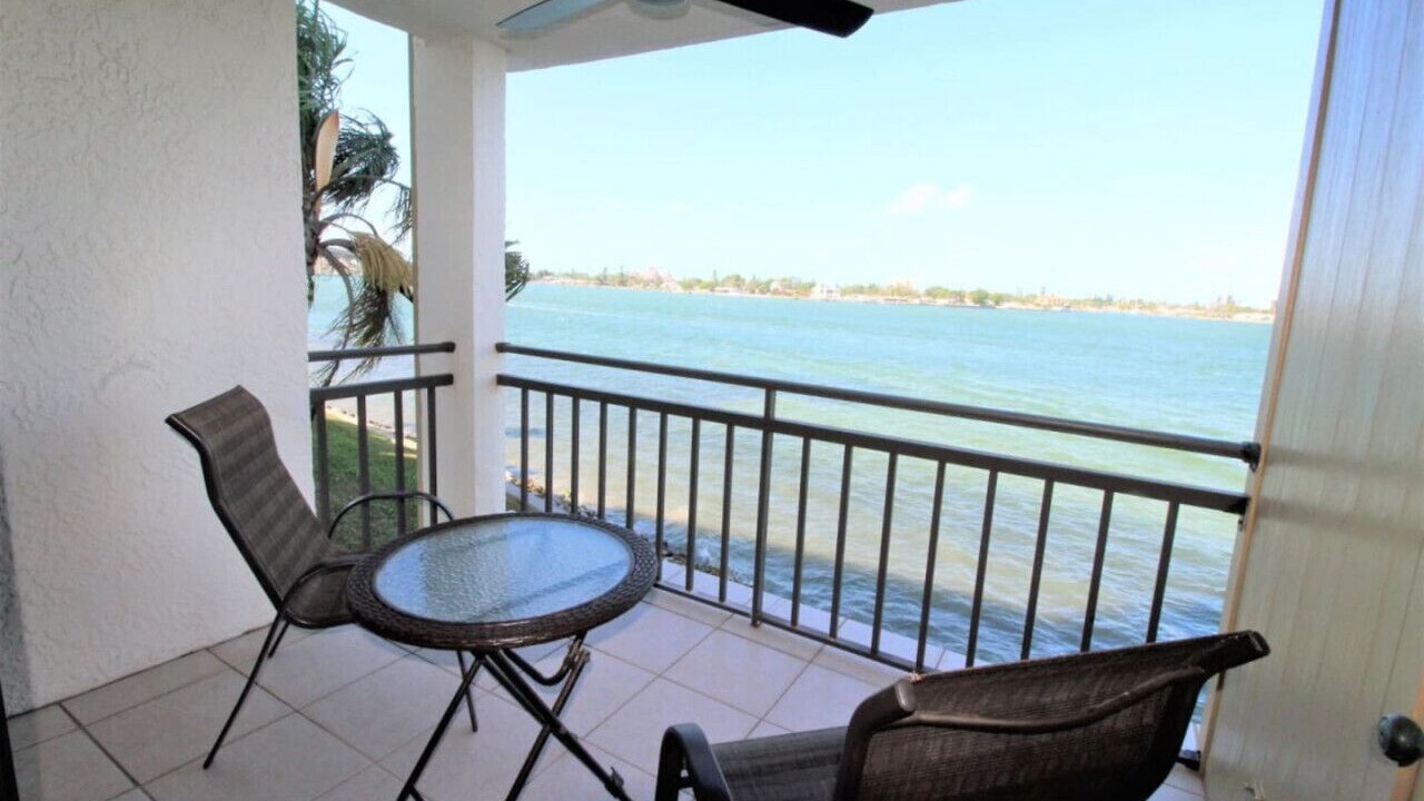 Photo of Patio Balcony in Casa del Mar