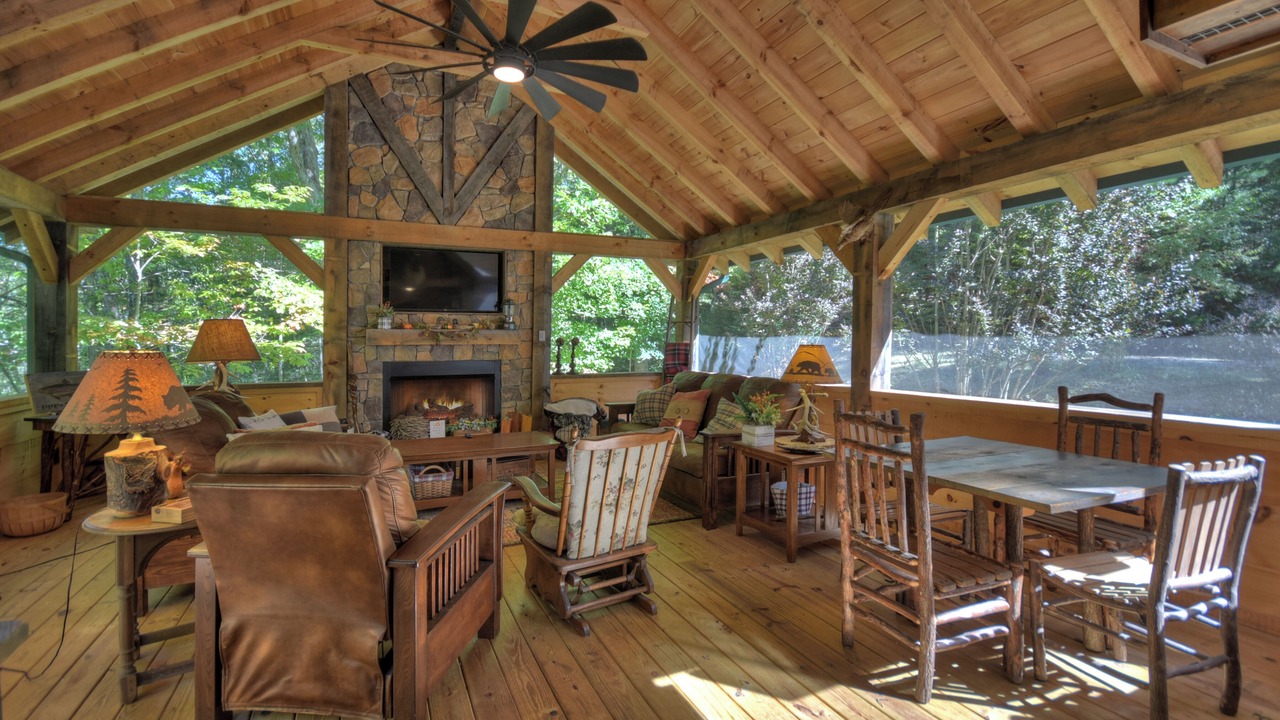Photo of Livingroom in Copperhill