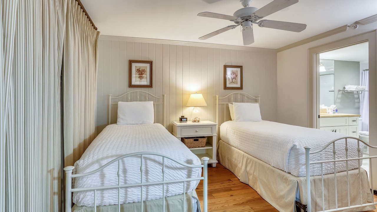 Photo of Bedroom in Holmes Beach