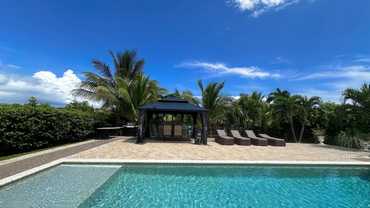 Photo of Outdoor in West Palm Beach