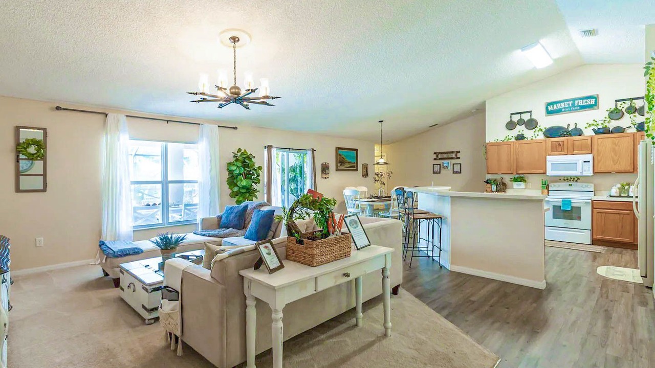 Photo of Livingroom in Port Malabar