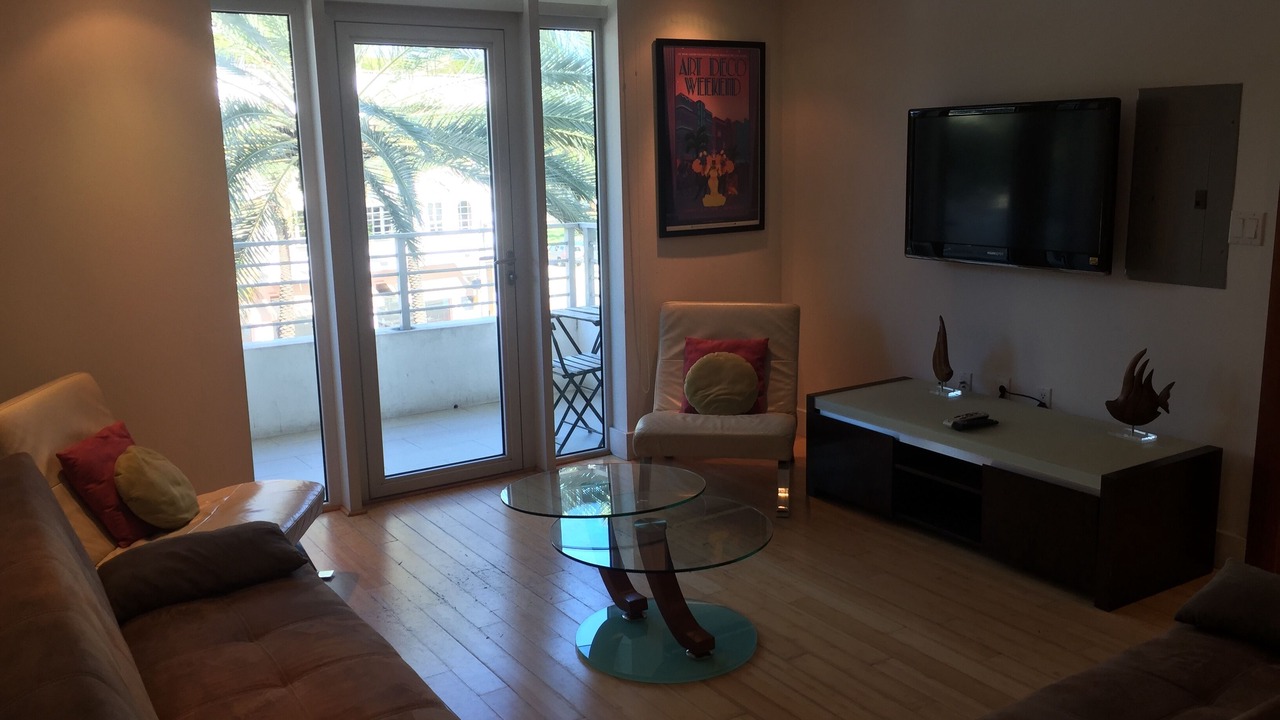 Photo of Livingroom in South Pointe