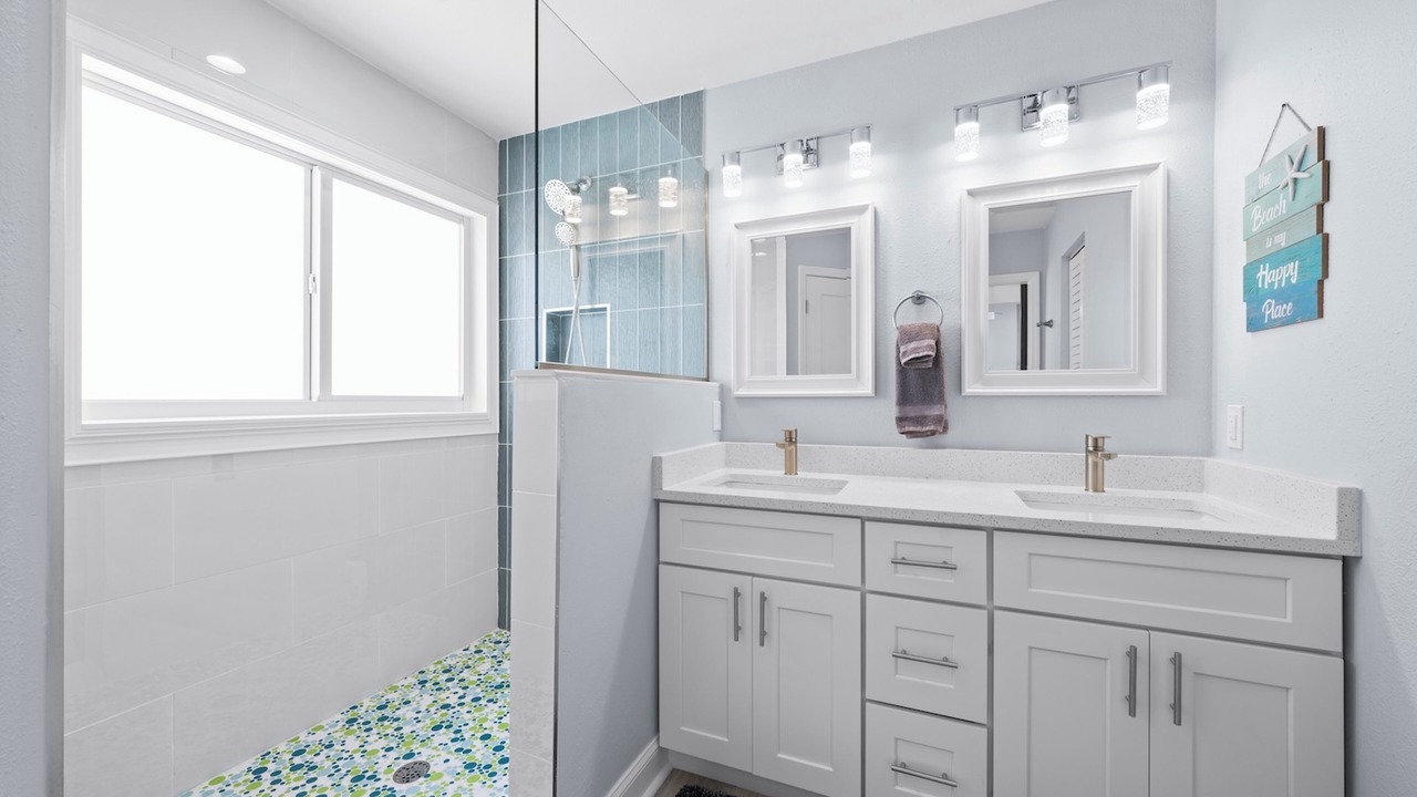 Photo of Bathroom in South Island
