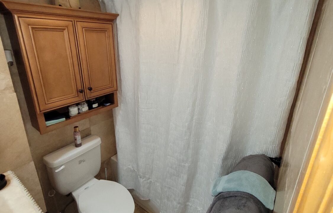 Photo of Bathroom in Lenox Park