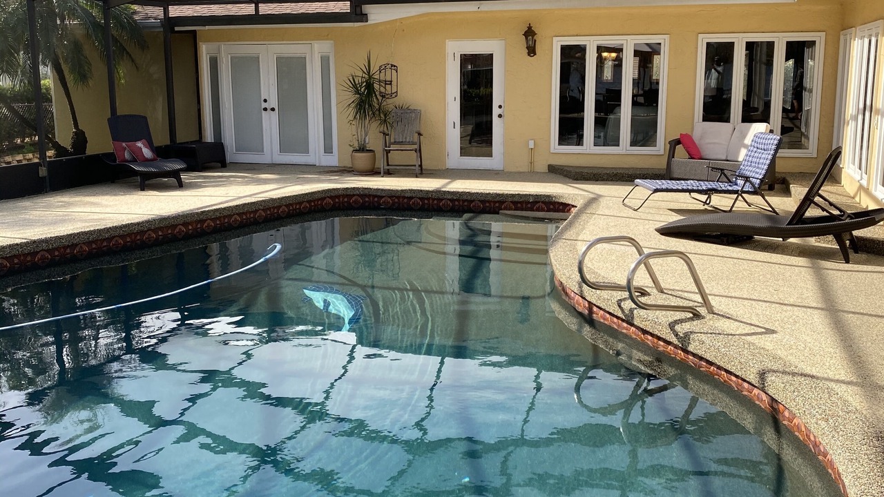 Photo of Outdoor in Crystal Shores