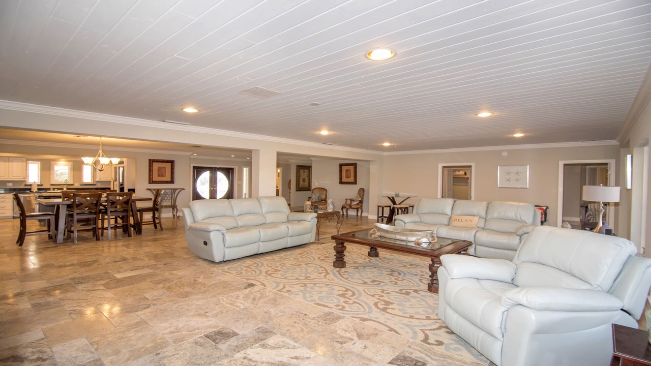 Photo of Bedroom in Crystal Shores