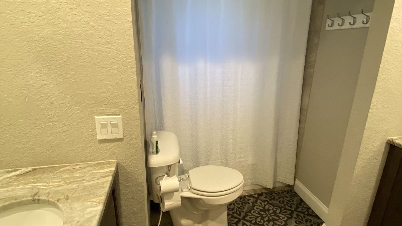 Photo of Bathroom in Crystal Shores