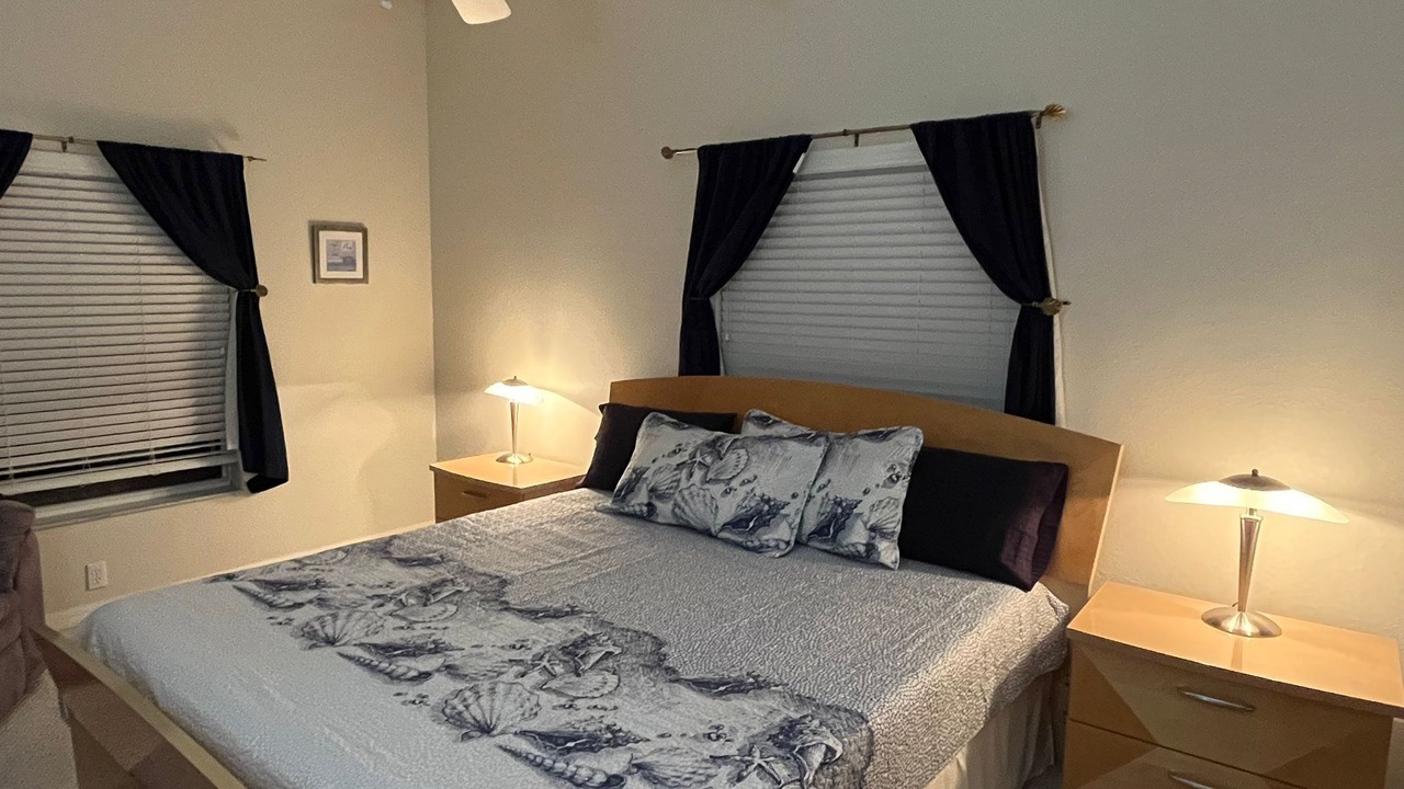 Photo of Bedroom in Gulf Cove