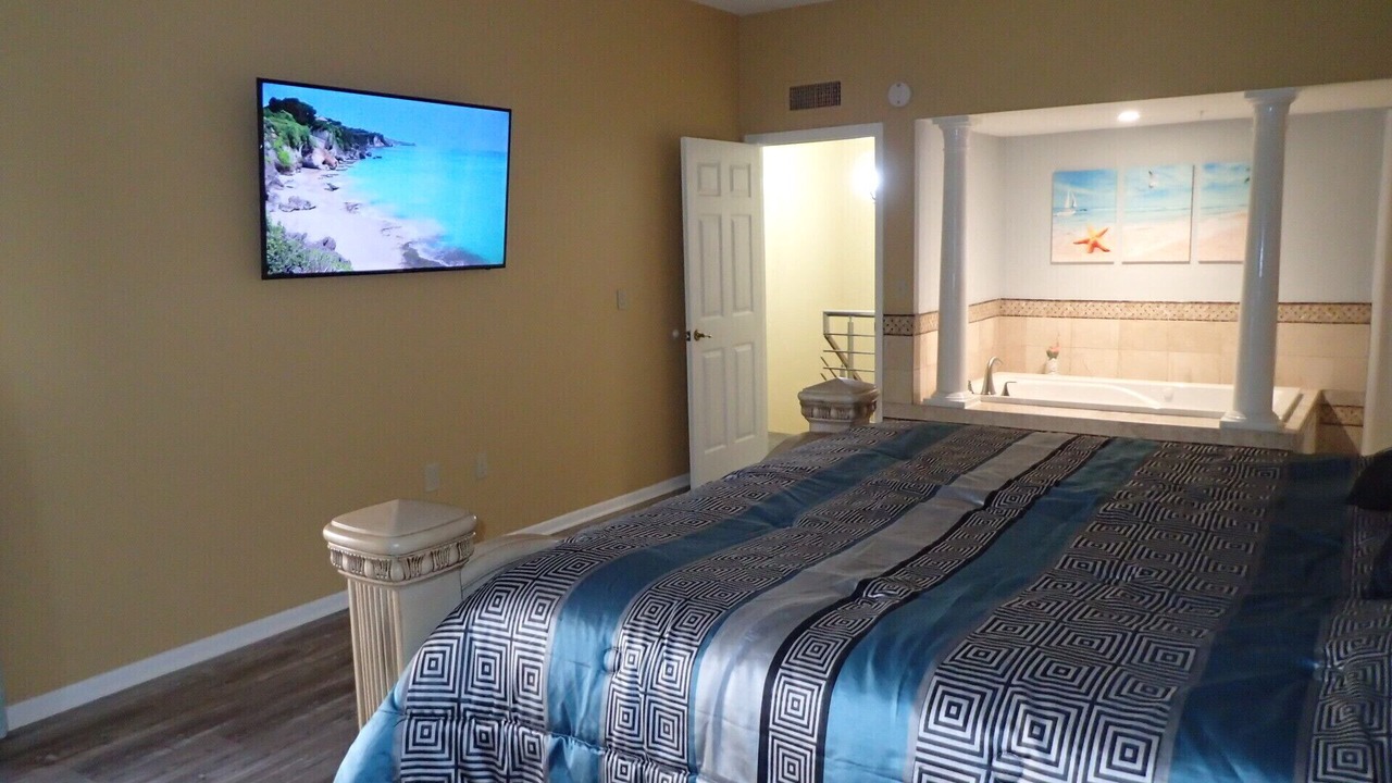 Photo of Bedroom in Redington Shores
