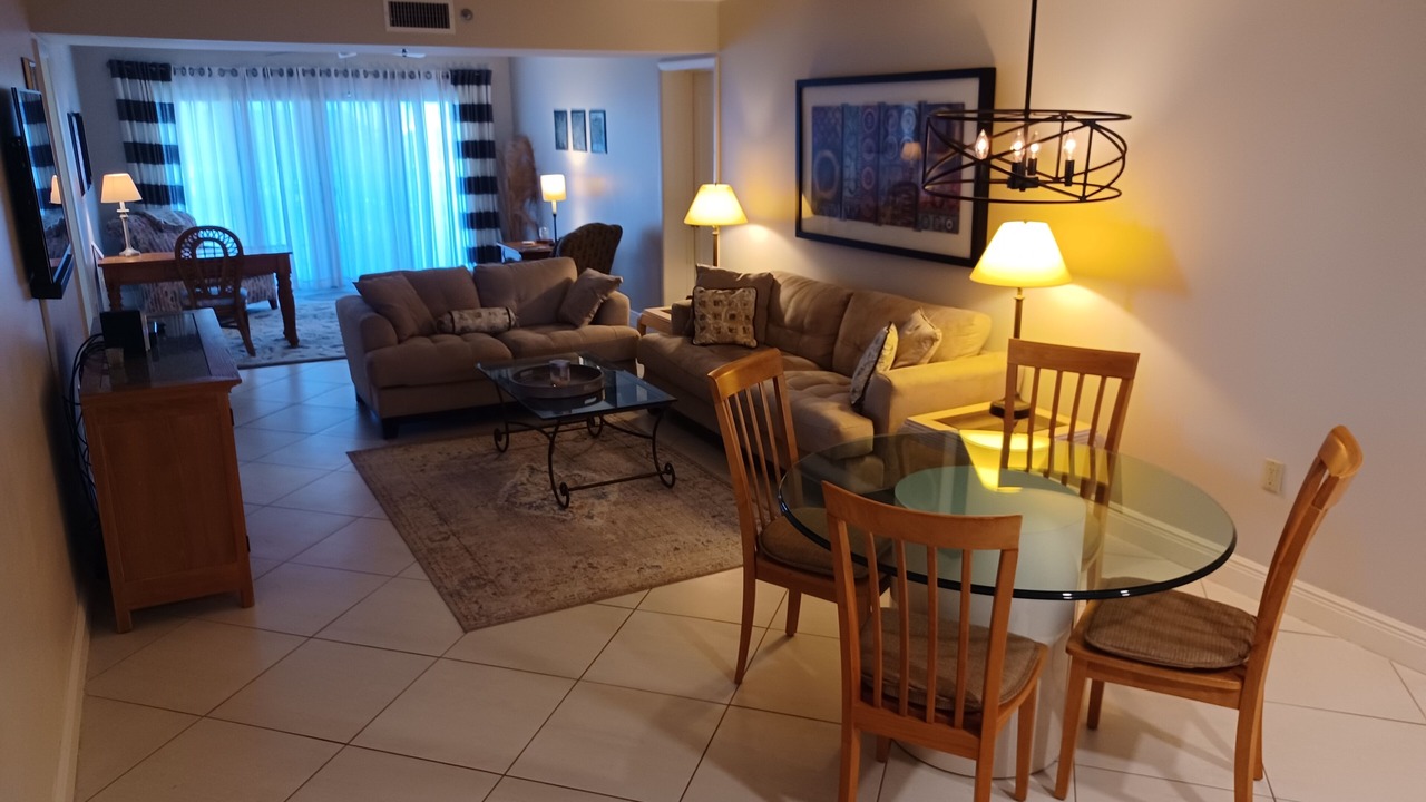 Photo of Livingroom in Jupiter