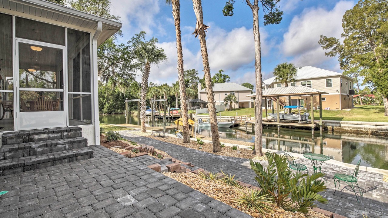 Photo of Patio Balcony in Indian Waters