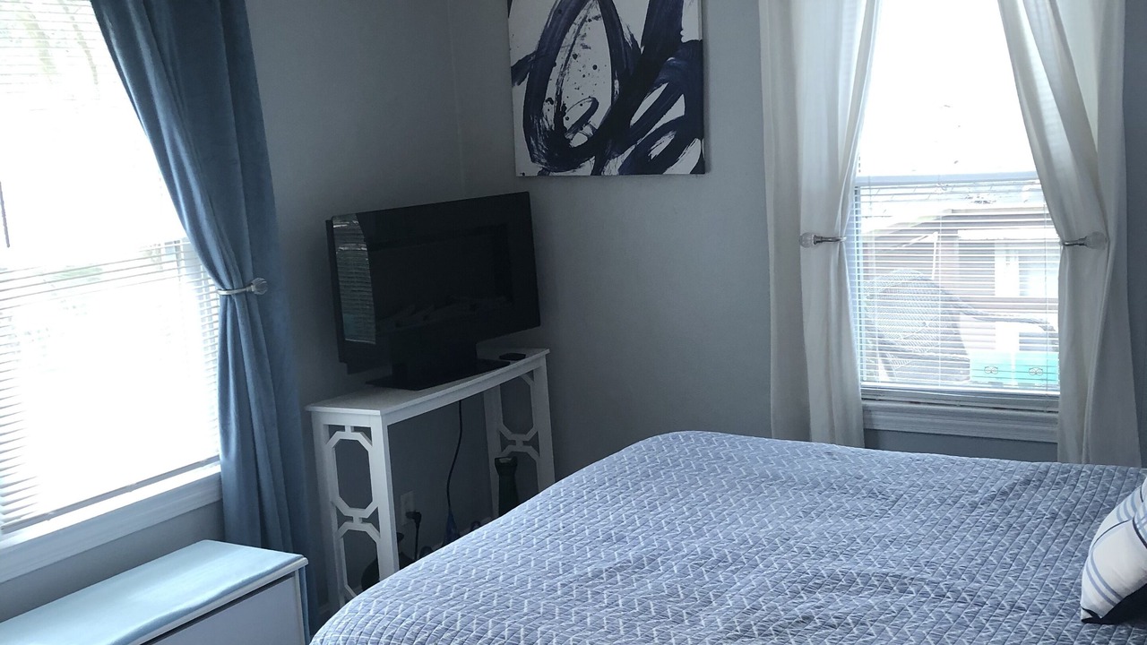 Photo of Livingroom in Murray Hill